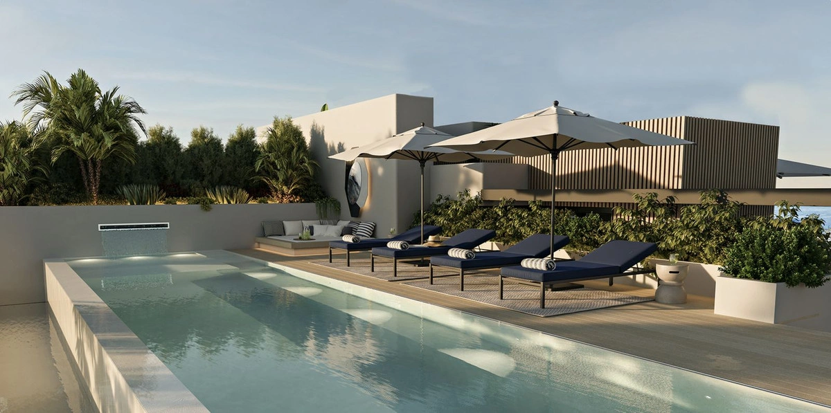 Haus direkt am wasser mit Pool