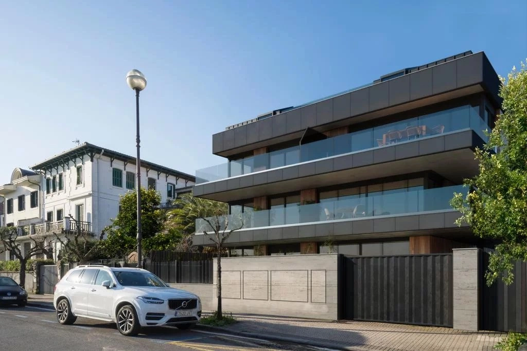 2 - sea view apartment for sale in donostia-san sebastian basque country spain