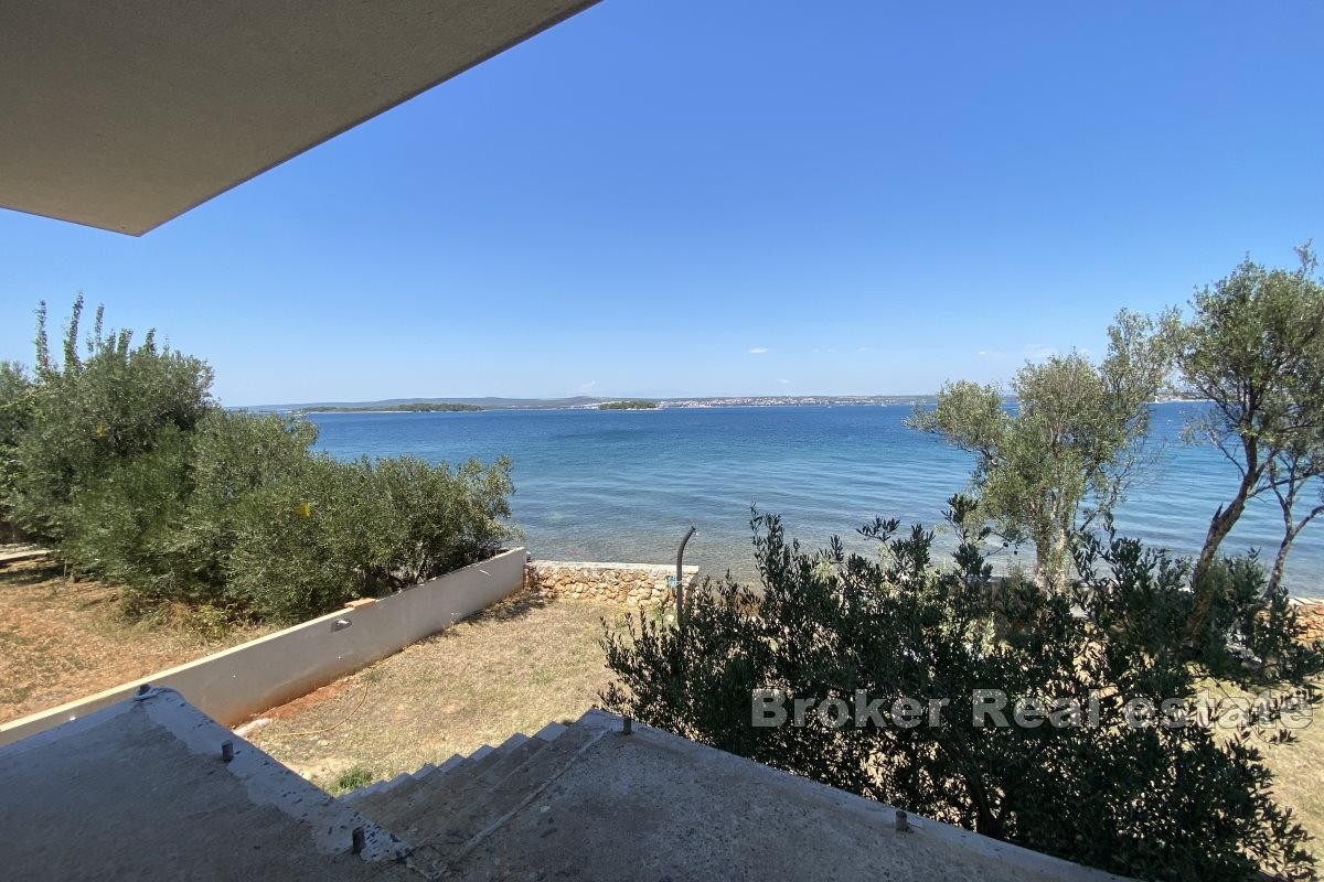 1 - vente maison pieds dans l'eau pašman zadar croatie