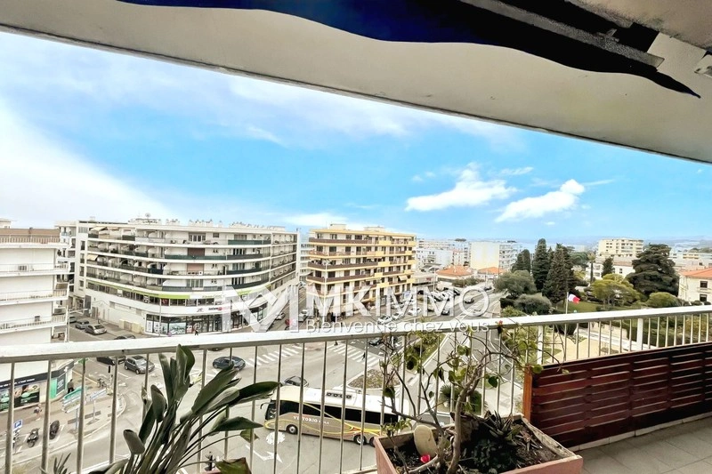 Appartamento vista mare con terrazza