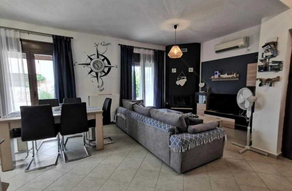 2 - vente maison roumelí crète grèce