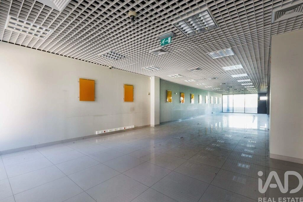 2 - venda espaço comercial paranhos região do norte portugal