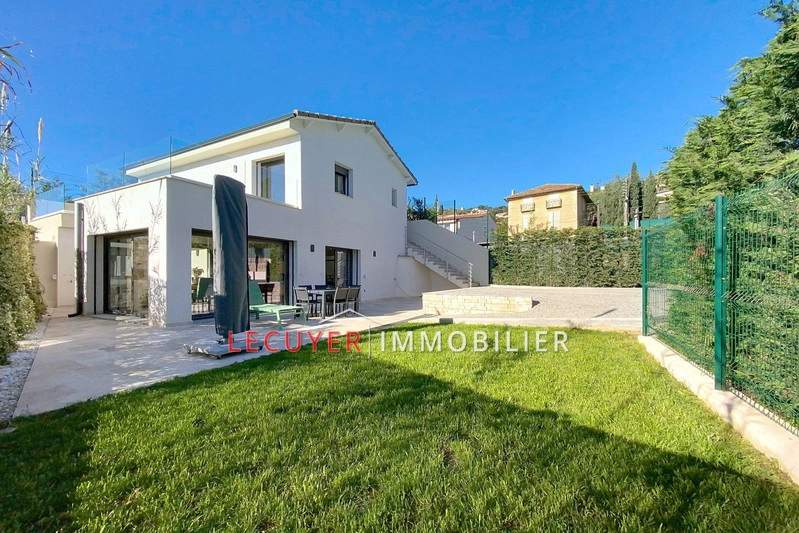 Casa con terraza