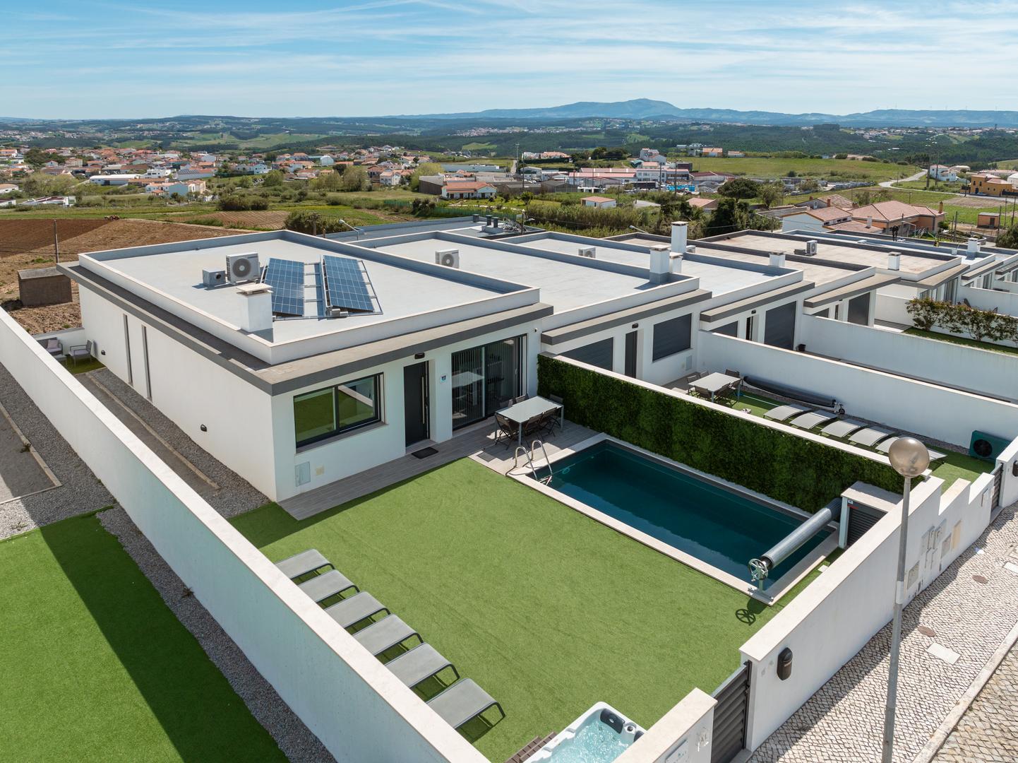 1 - beach walk villa for vacation rentals in lourinhã centro region portugal