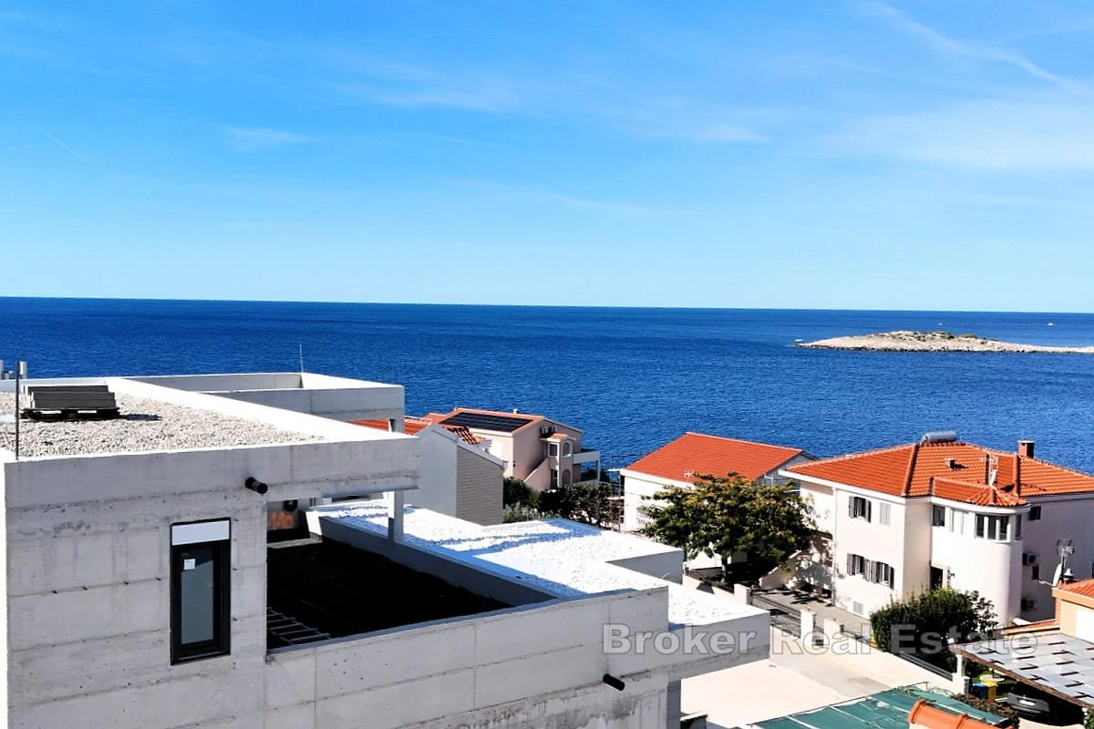 2 - venta casa vista al mar rogoznica šibenik-knin croacia