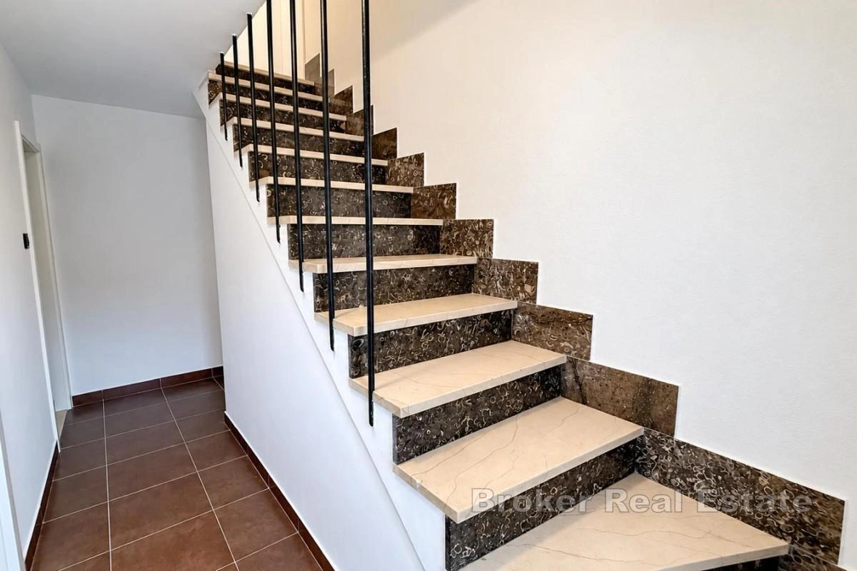2 - venta casa a pie de playa split split-dalmacia croacia