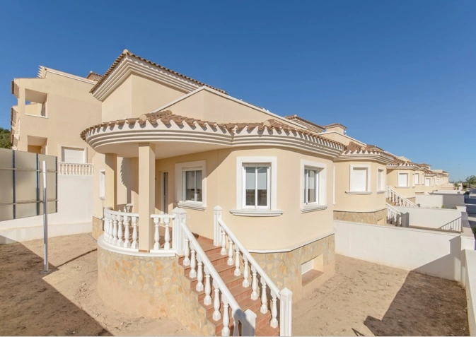 2 - house for sale in san miguel de salinas valencian community spain