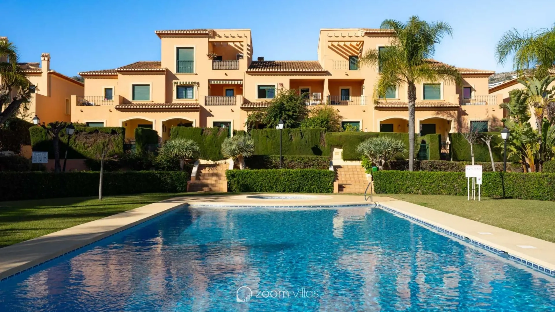 Wohnung mit Pool
