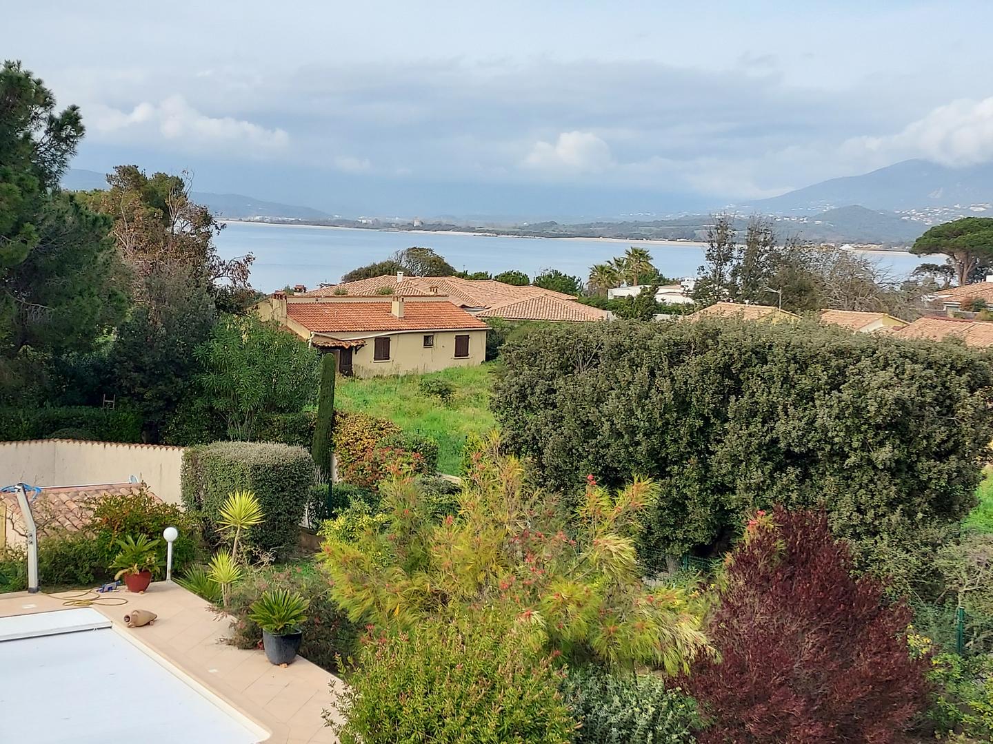 2 - venta casa frente al mar porticcio córcega del sur francia