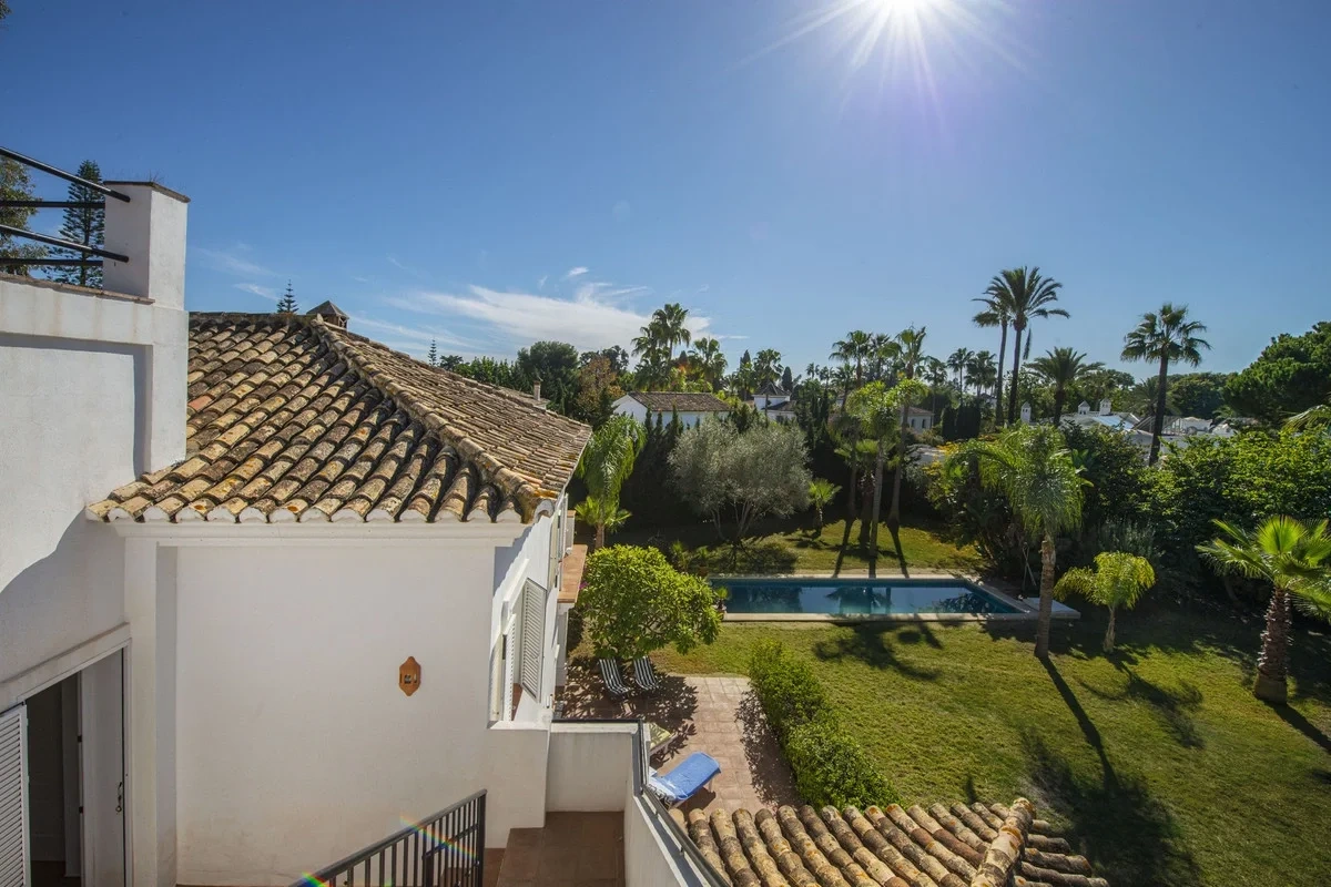 2 - verkauf haus strandpromenade san pedro de alcántara andalusien spanien