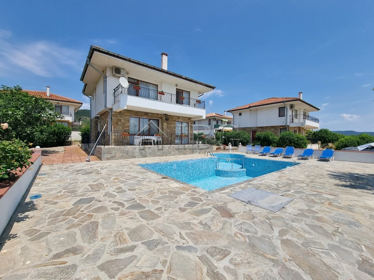 2 - venta casa goritsa burgas bulgaria