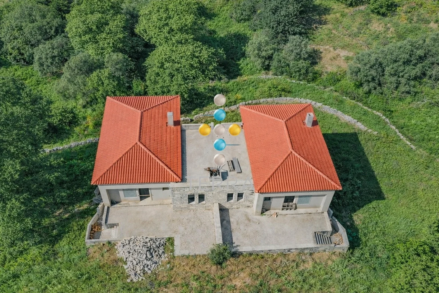 2 - vente maison vue mer kástellos crète grèce