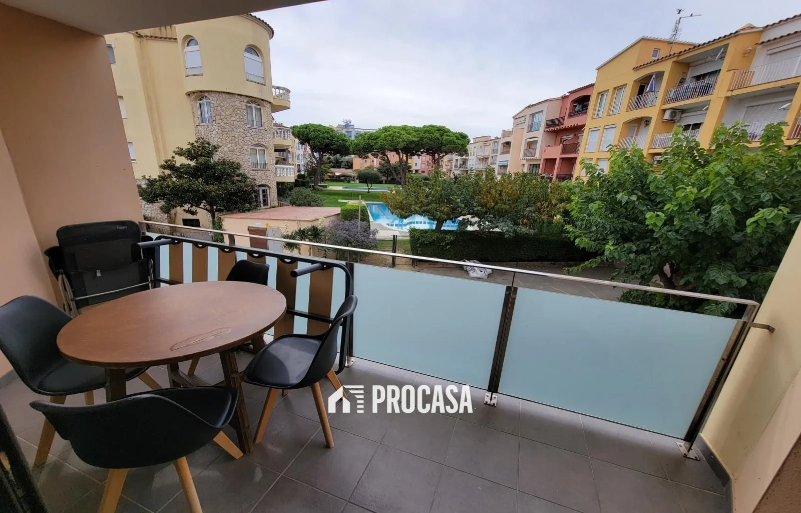 1 - venda apartamento empuriabrava catalunha espanha
