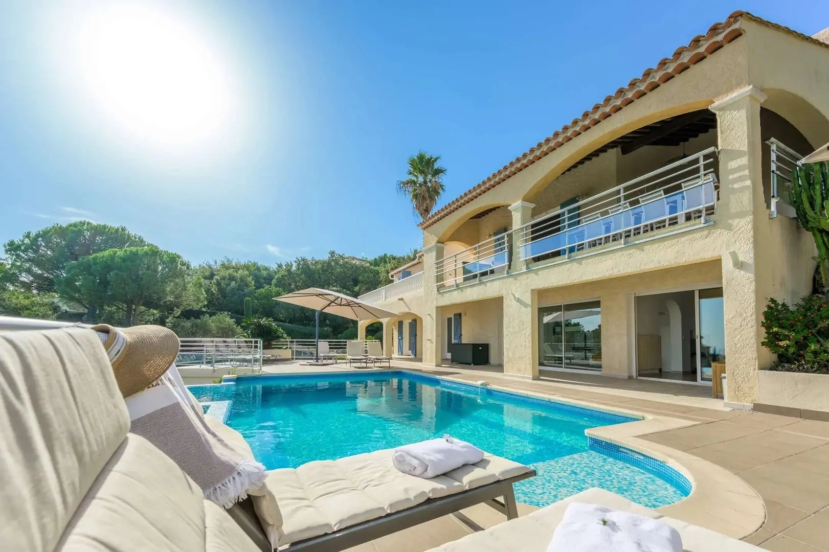 2 - location vacances maison vue mer sainte-maxime var france