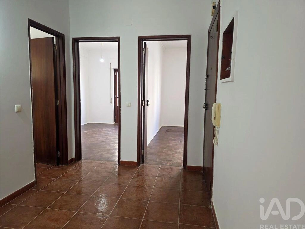 2 - apartment for sale in setúbal lisbon region portugal