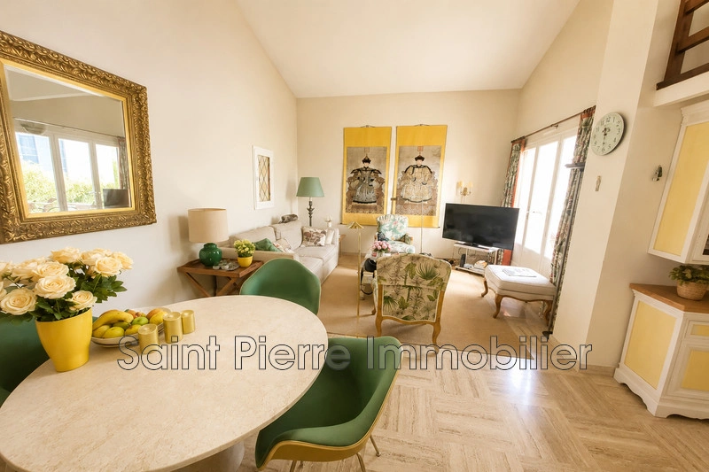 Apartamento con piscina
