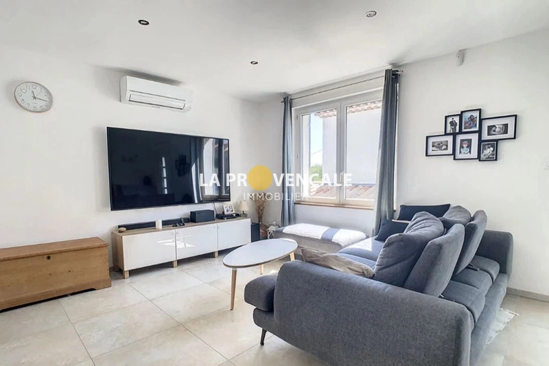 Apartamento con terraza