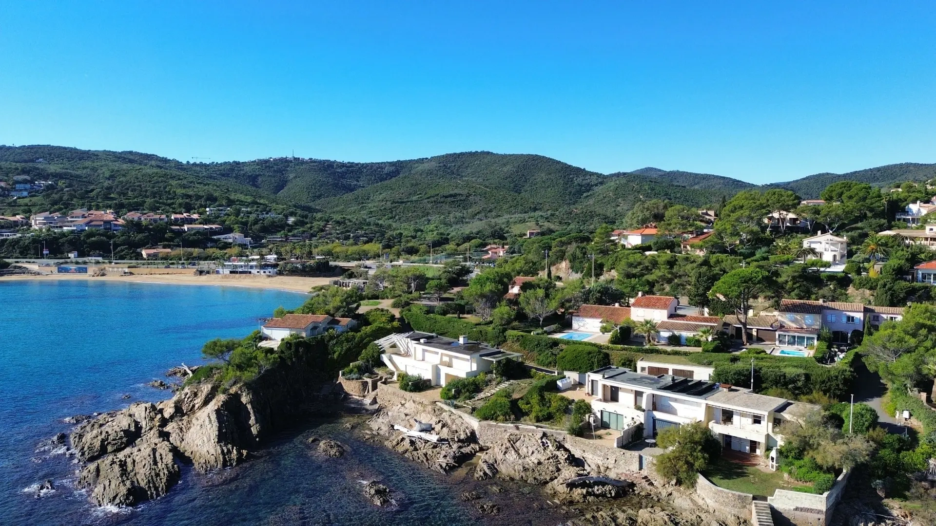 1 - vendita casa fronte mare saint-aygulf var francia