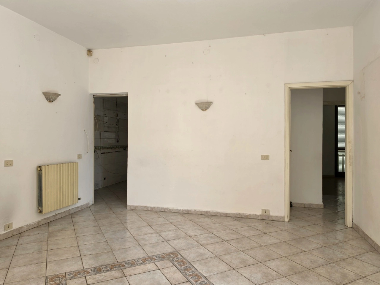 2 - beach walk apartment for sale in massa tuscany italy