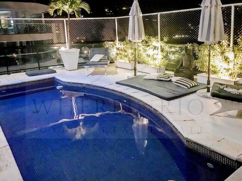 Apartamento con piscina