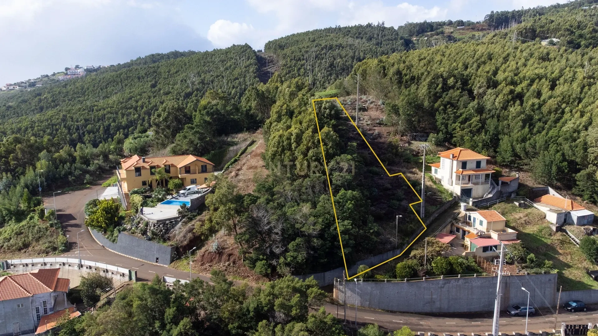 2 - venta terreno santa cruz madeira portugal