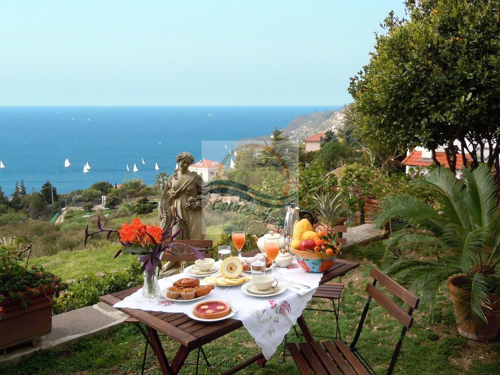 2 - venda casa vista de mar ospedaletti liguria itália