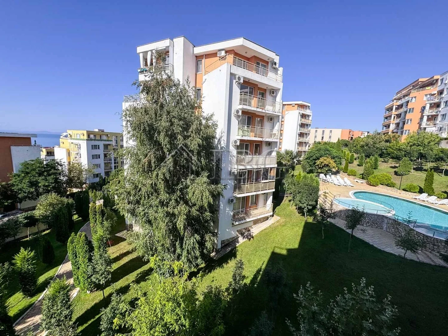1 - verkauf wohnung direkt am wasser sveti vlas burgas bulgarien