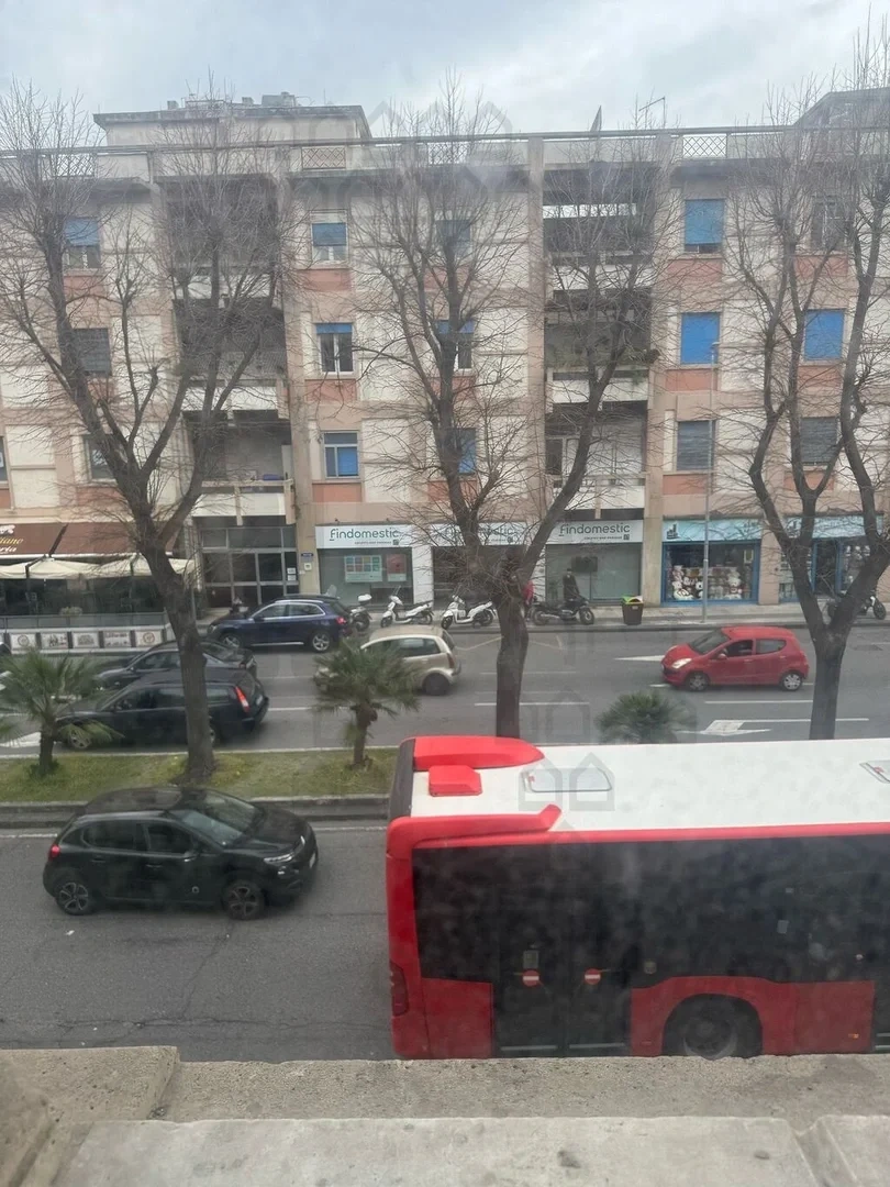2 - vente commerce messina sicile italie