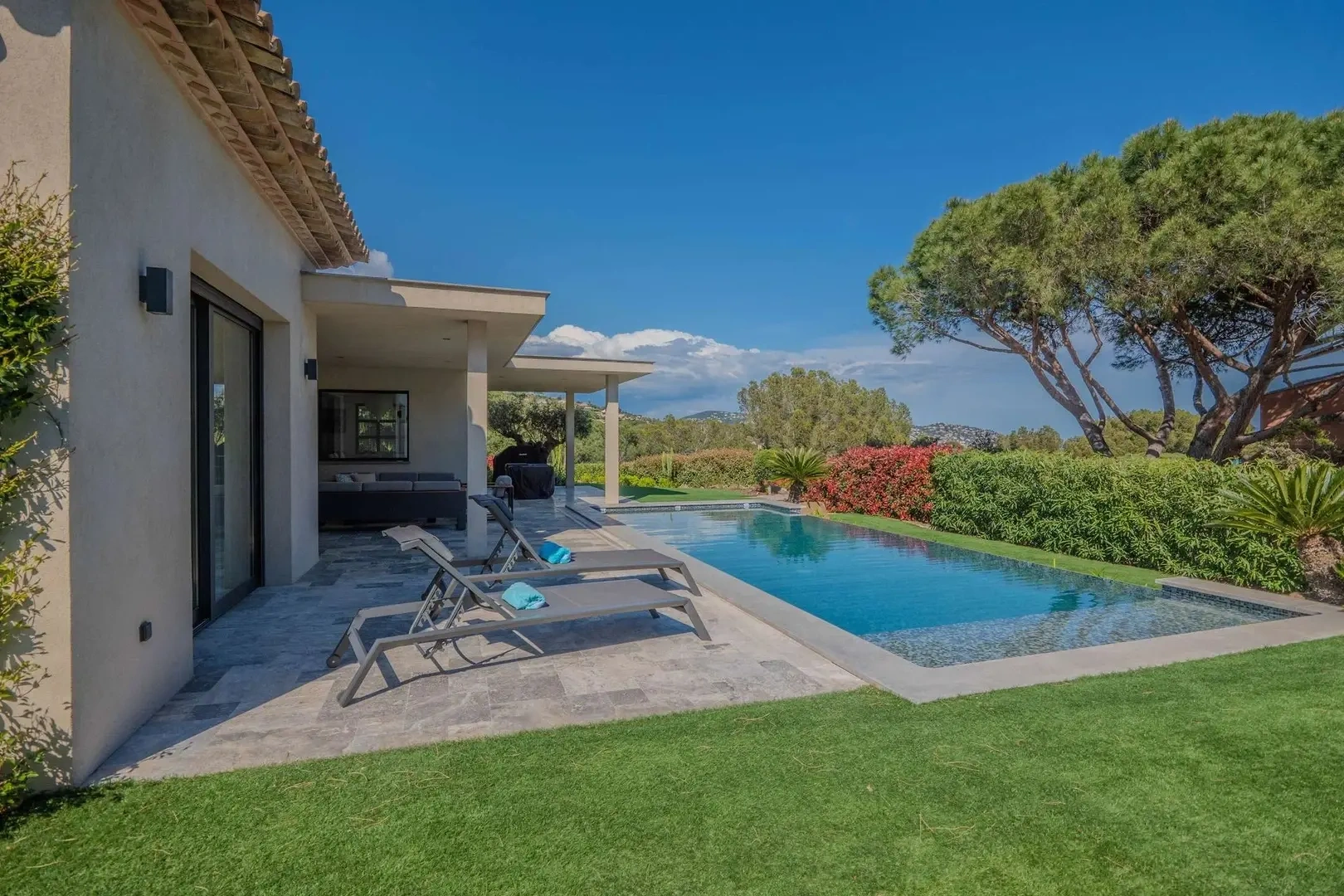 2 - location vacances villa sainte-maxime var france