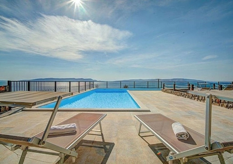 2 - venta edificio vista al mar senj lika-senj croacia