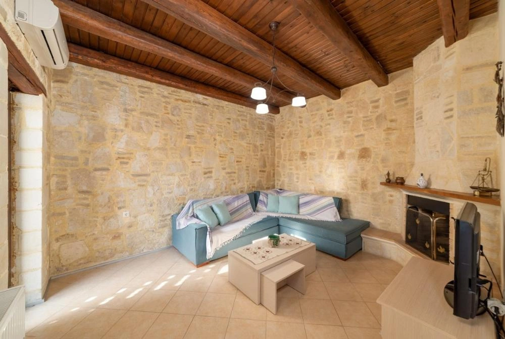 2 - vente maison néo chorió crète grèce