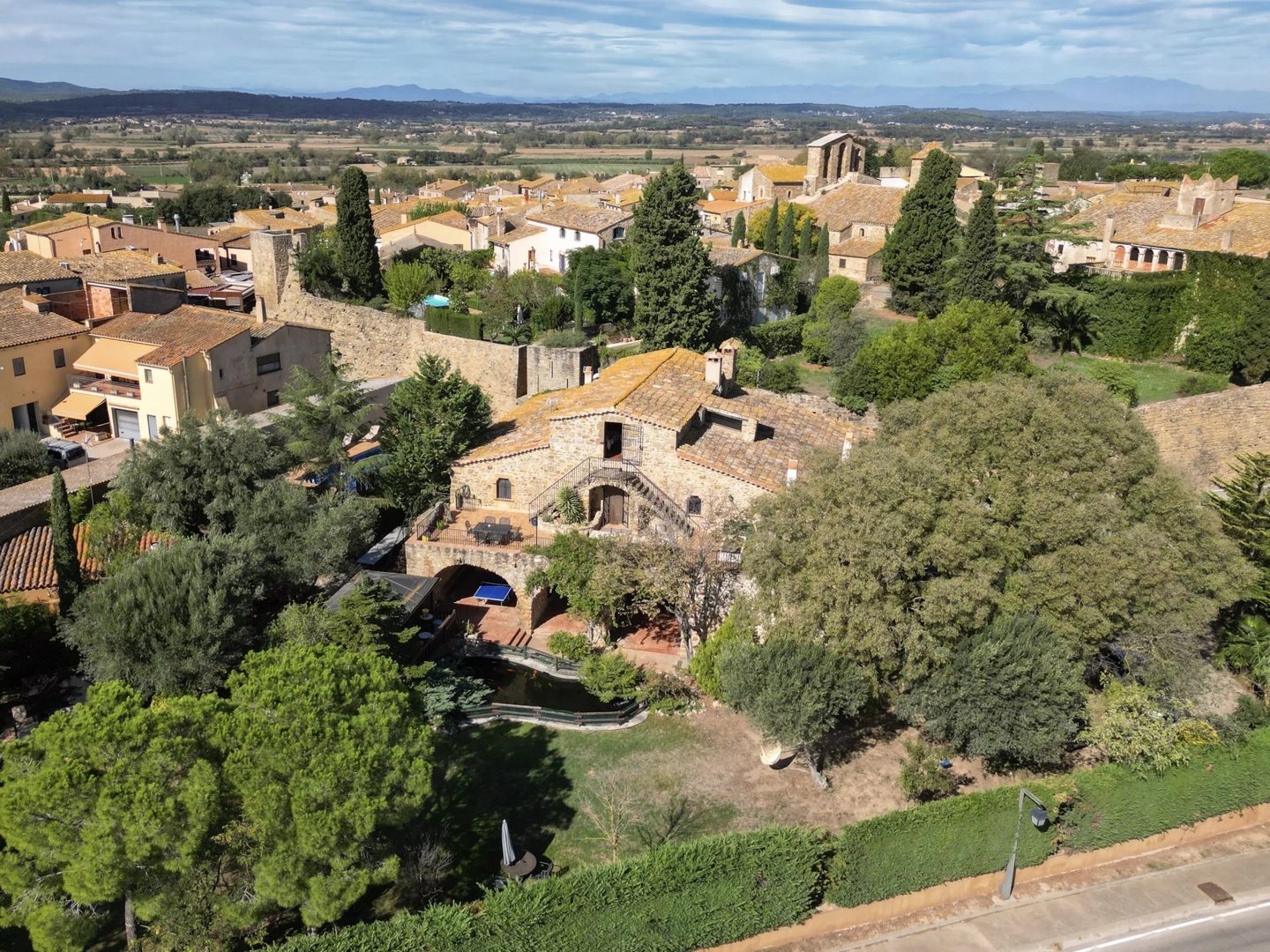 2 - vente maison ullastret catalogne espagne