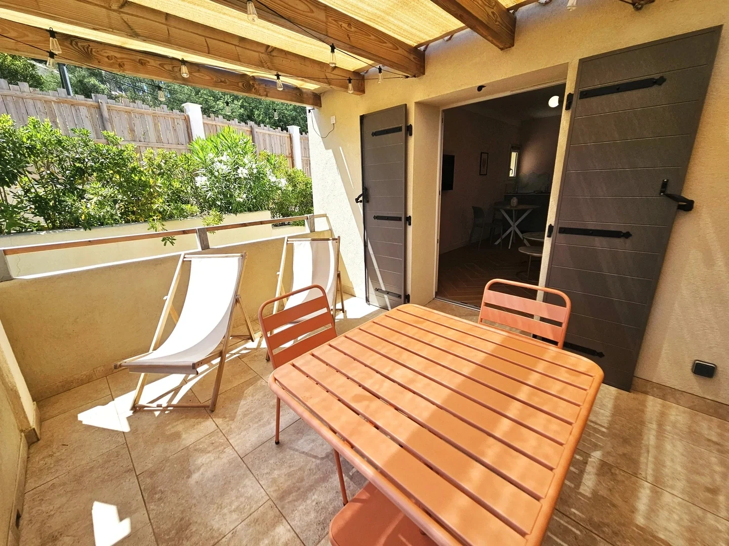 1 - sea view apartment for sale in les issambres var france