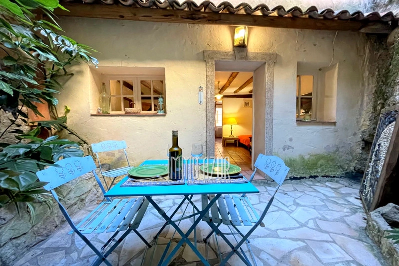 1 - verkoop appartement tourrettes-sur-loup alpes-maritimes frankrijk
