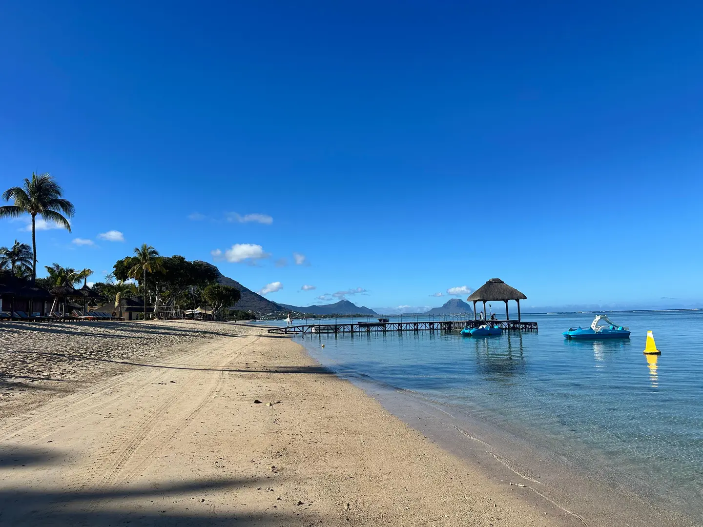 1 - vente appartement plage à pied flic en flac rivière noire île maurice