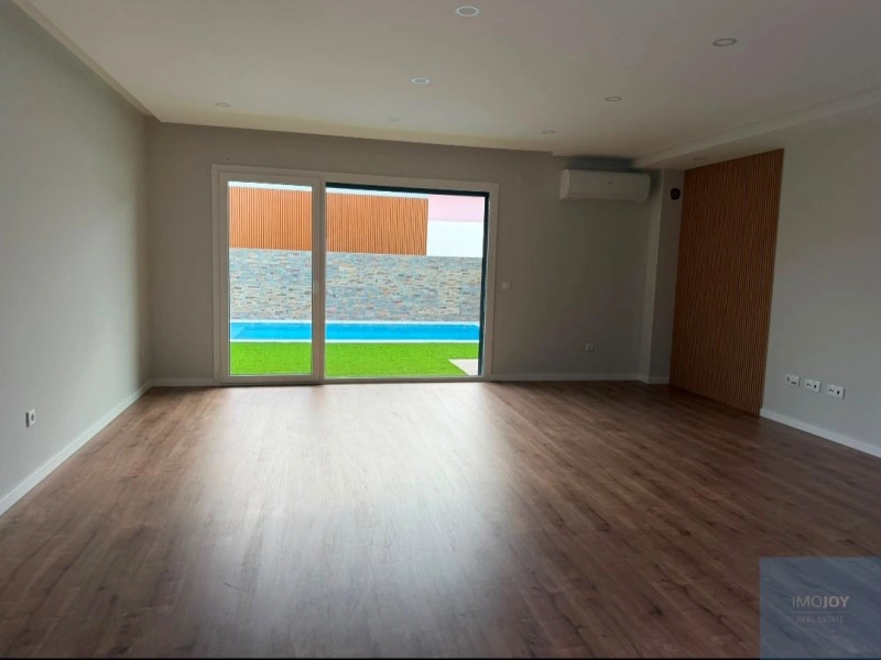 2 - house for sale in fernão ferro lisbon region portugal