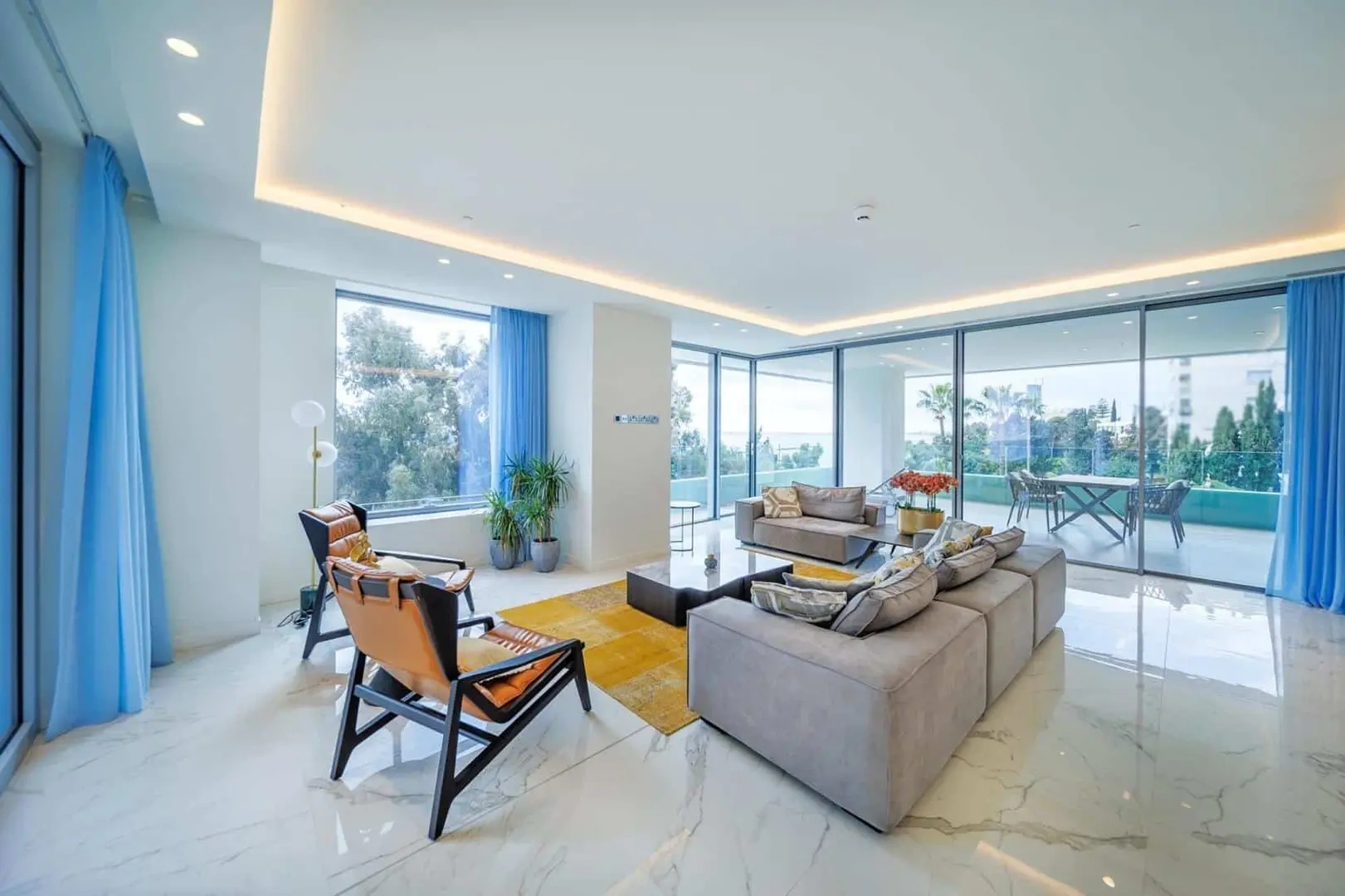 1 - vente appartement pieds dans l'eau limassol limassol chypre