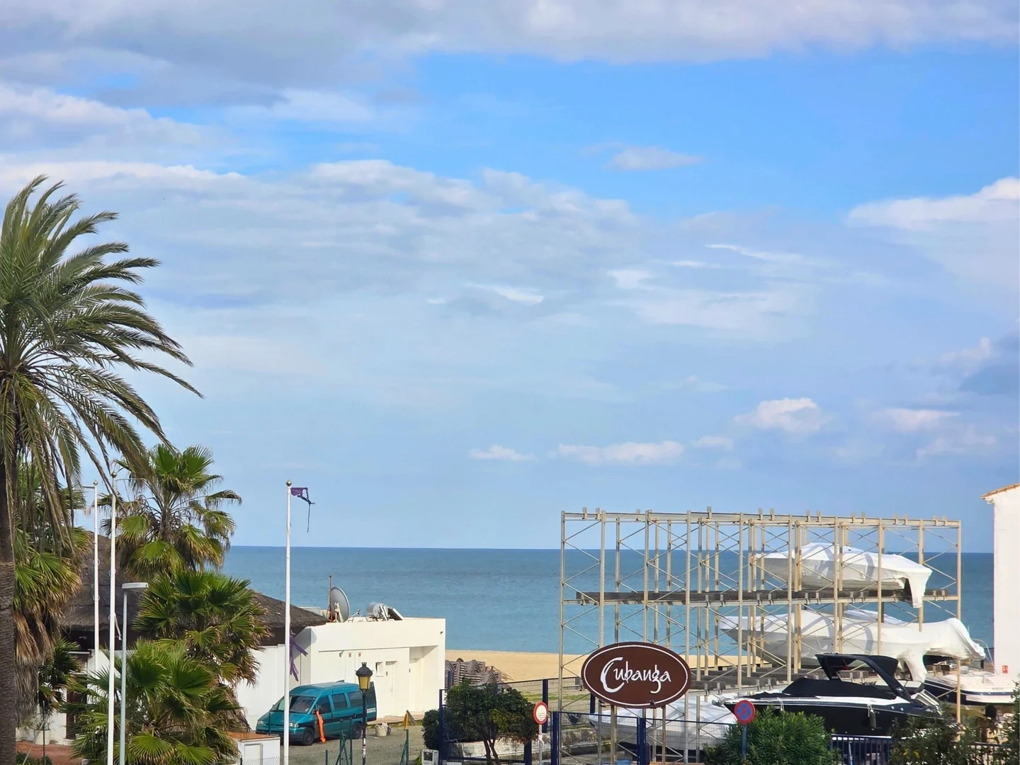 2 - venta apartamento frente al mar manilva andalucía españa