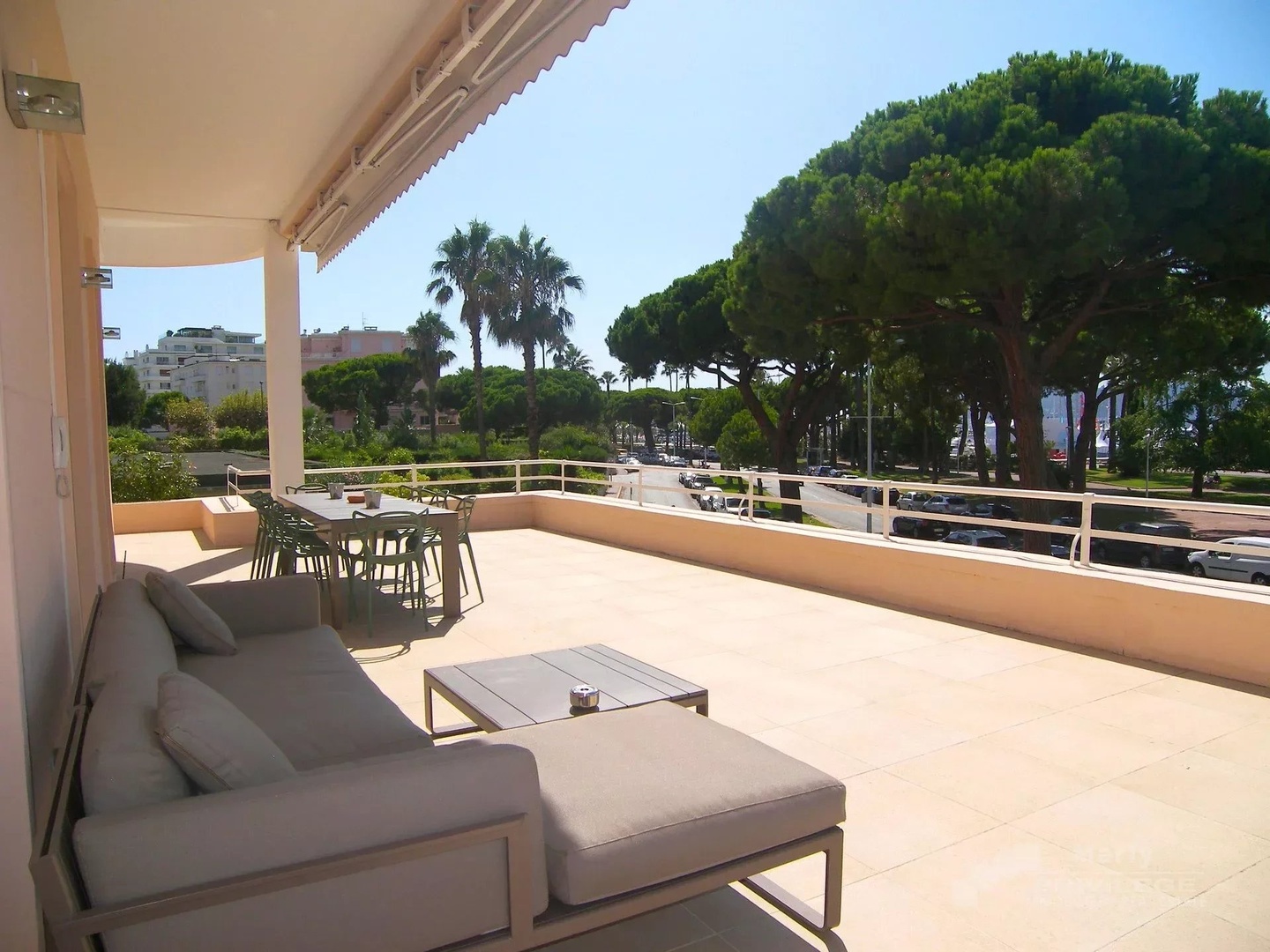 1 - sea view apartment for vacation rentals in cannes alpes-maritimes france