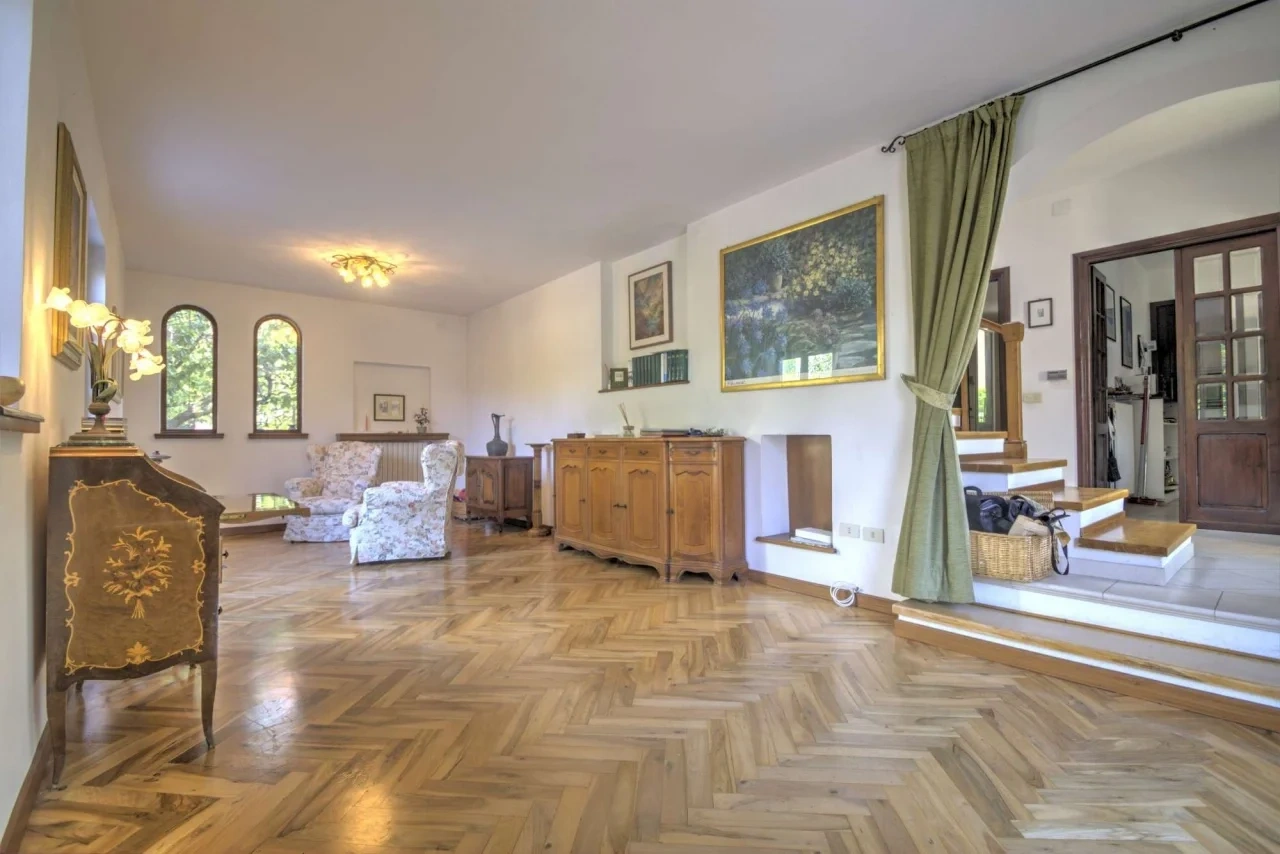 2 - villa for sale in loano liguria italy