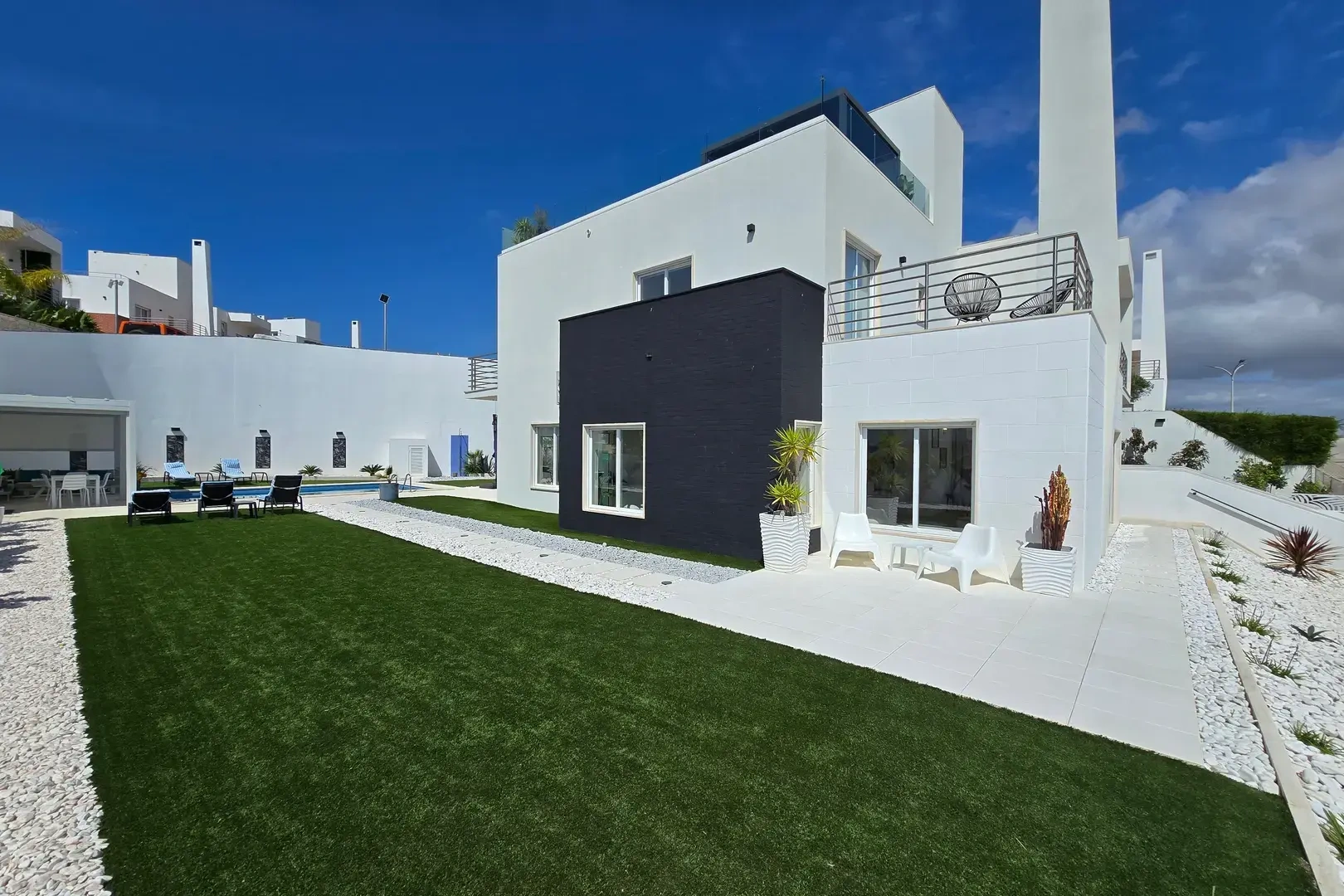 2 - sea view house for sale in albufeira algarve portugal