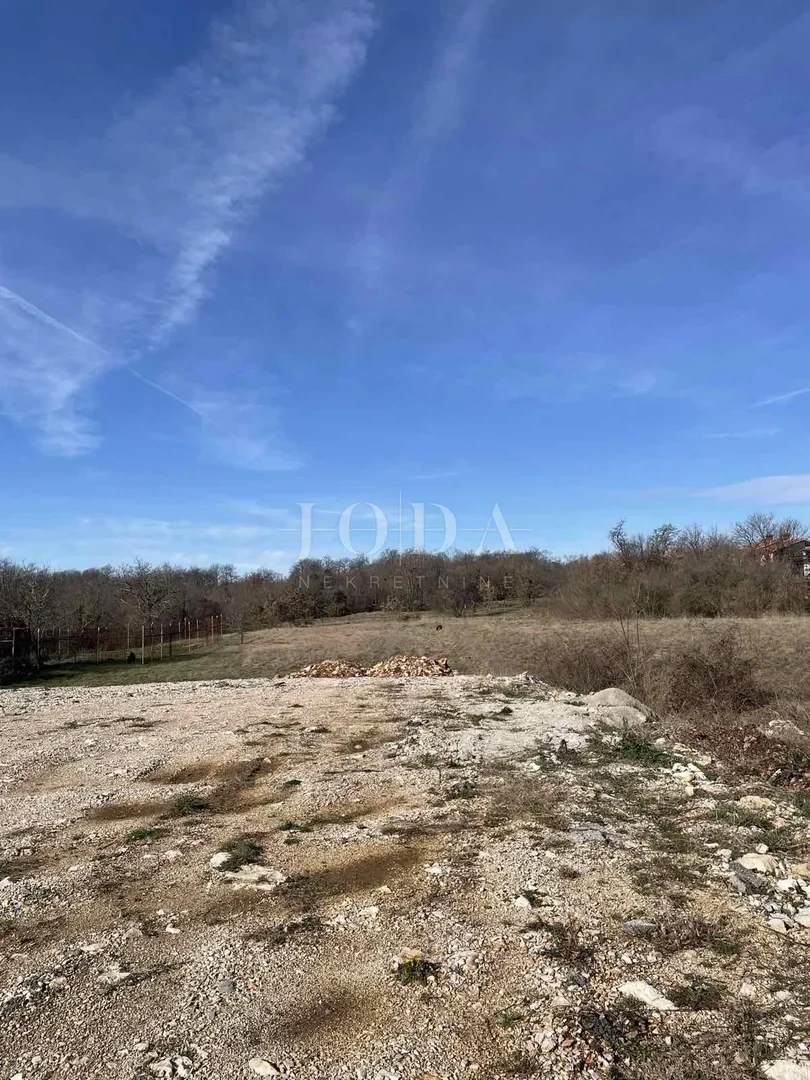 2 - venta terreno labin istria croacia