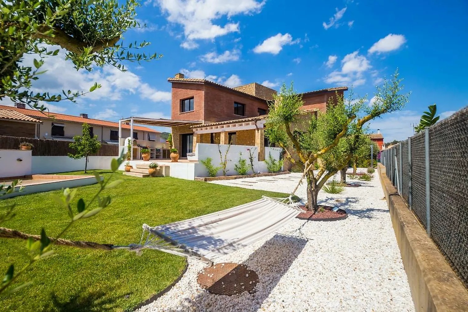 2 - venta casa vall-llobrega cataluña españa