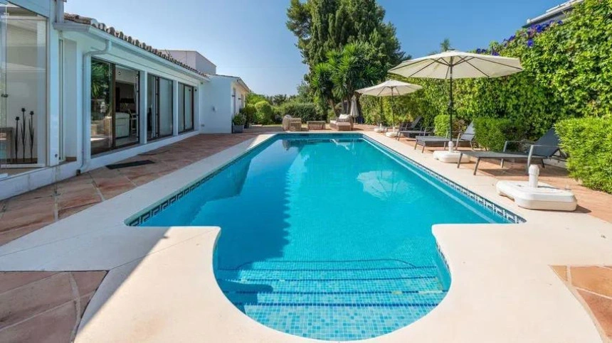 2 - verkoop villa uitzicht op zee san pedro de alcántara andalusië spanje