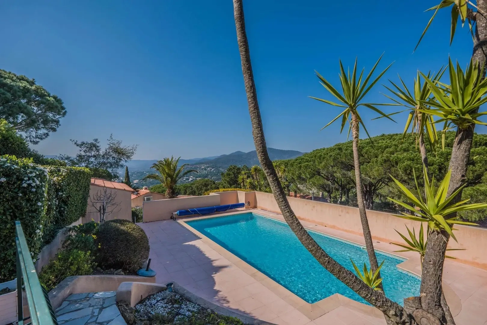 Casa con piscina