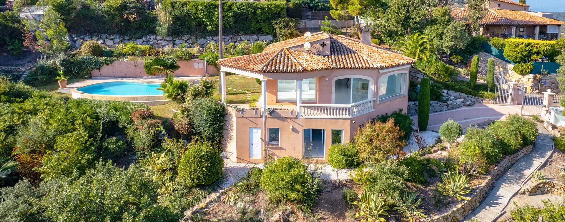 2 - venta propiedad les adrets-de-l'estérel var francia