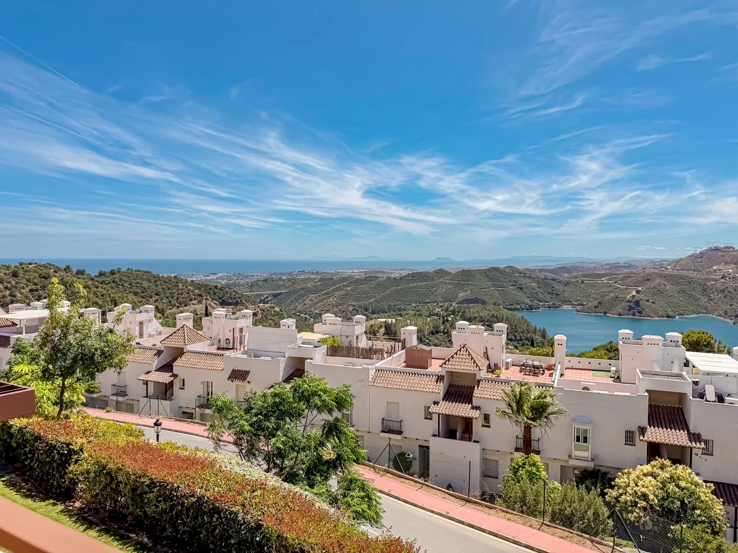 2 - verkoop appartement uitzicht op zee istan andalusië spanje