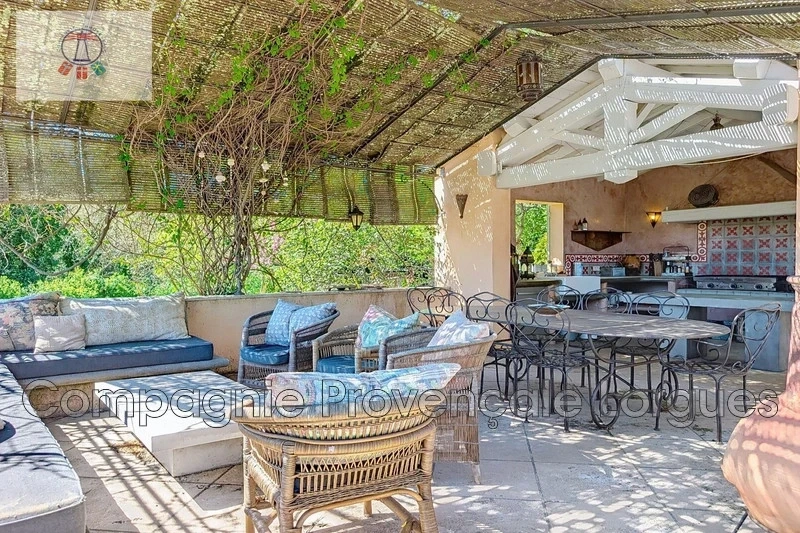 2 - venda casa le val var frança