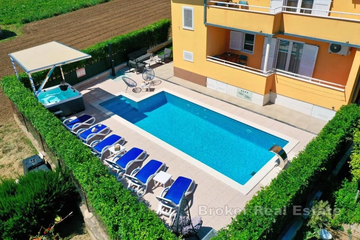 2 - venta casa vista al mar kaštela split-dalmacia croacia