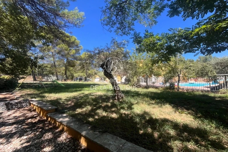 2 - vente maison saint-maximin-la-sainte-baume var france